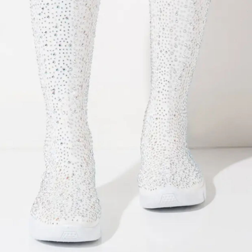 RHINESTONE SNEAKERS 🎼HOSTPICK🎼 - Picture 6 of 9
